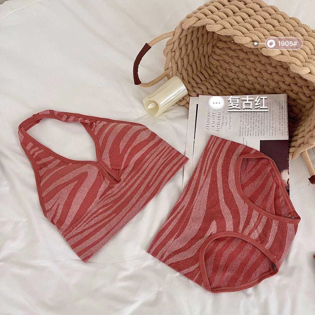 Women's Halter Neck Backless Bra & Panty Set