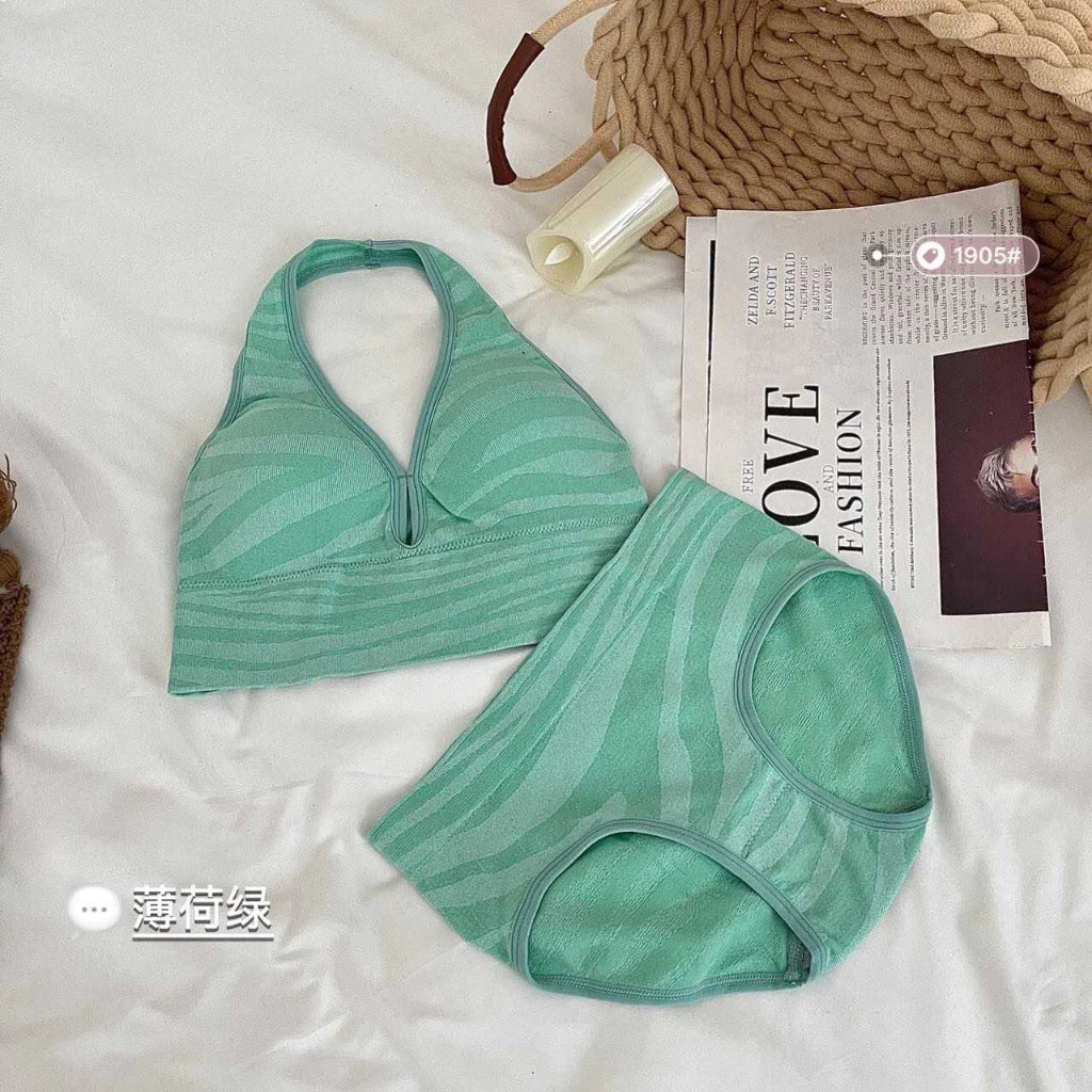 Women's Halter Neck Backless Bra & Panty Set