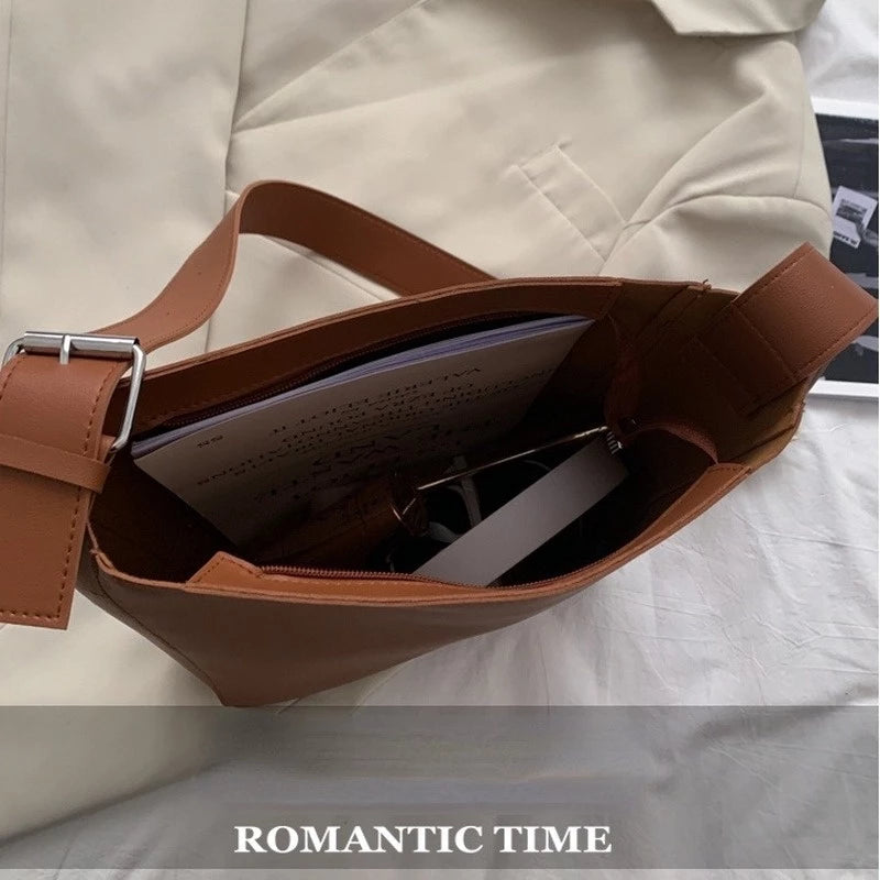 2 IN 1 Retro Bucket Bag