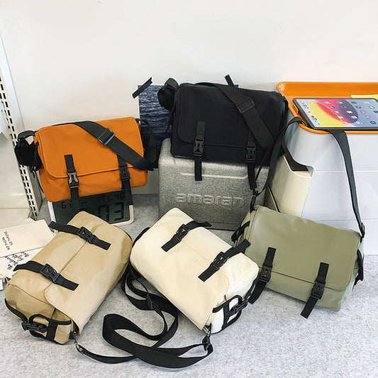 Fashionable Messenger Bag