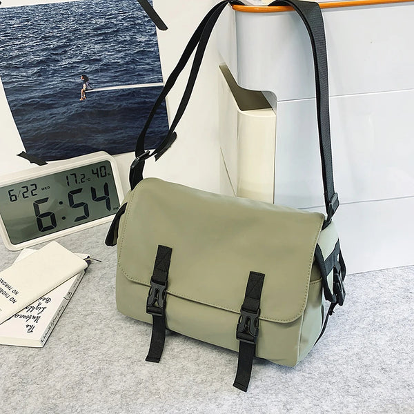 Fashionable Messenger Bag