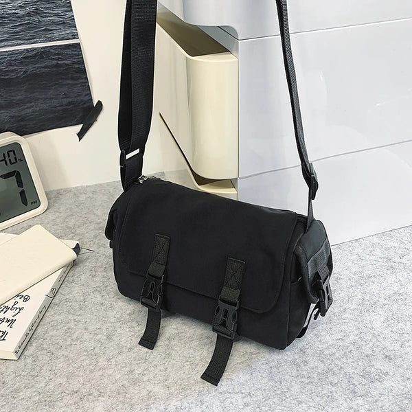 Fashionable Messenger Bag