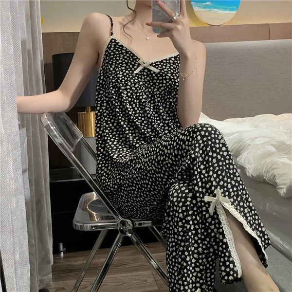 Korean Style V-neck with Chest Pads Floral Sleepwear
